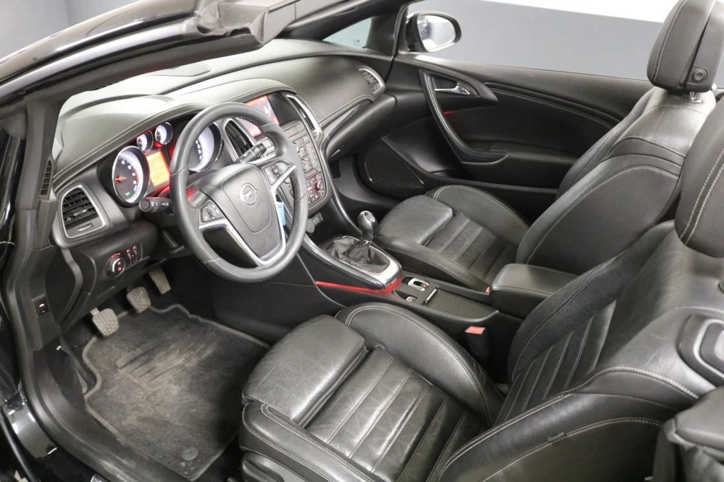 Hoofdafbeelding Opel Cascada