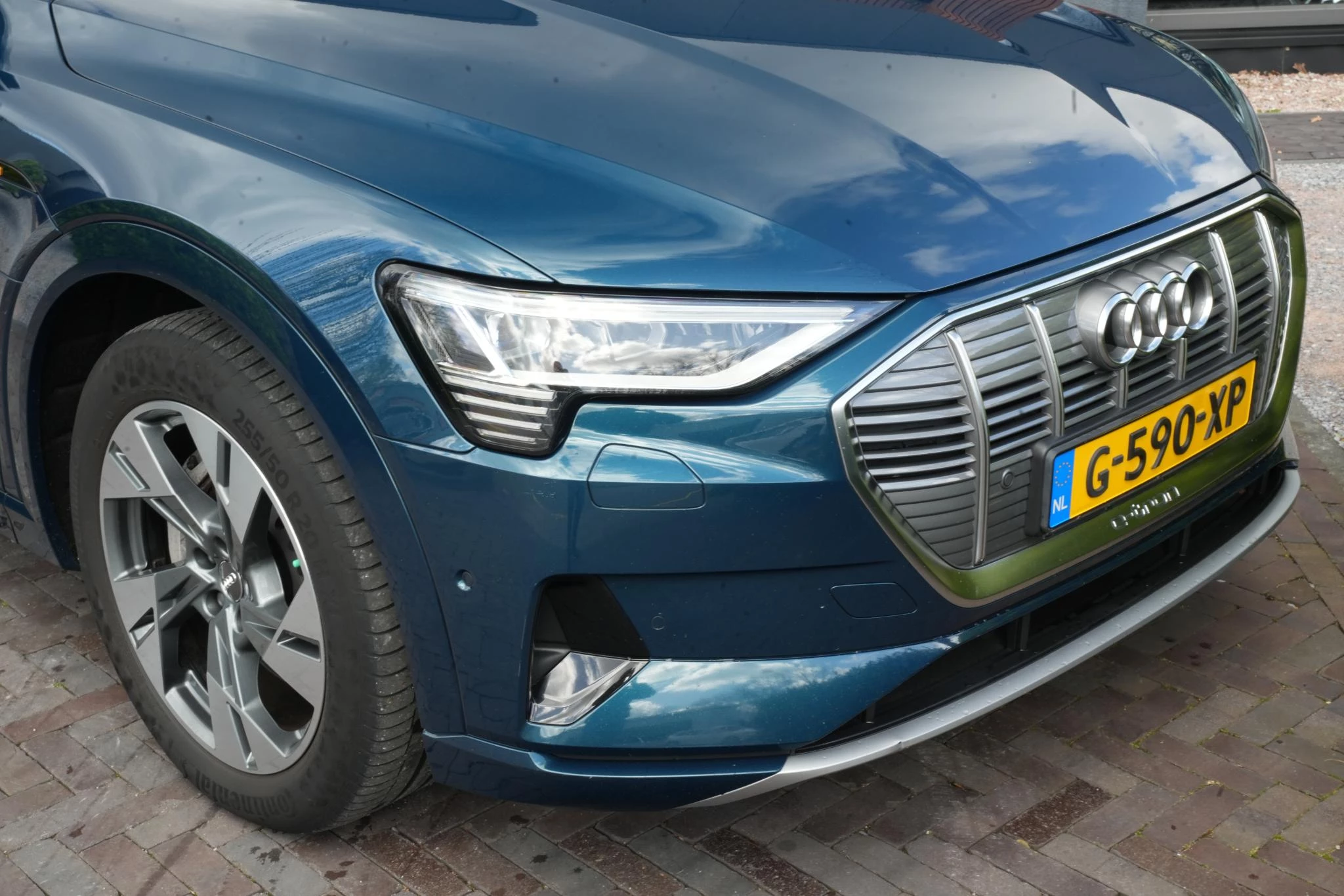 Hoofdafbeelding Audi e-tron