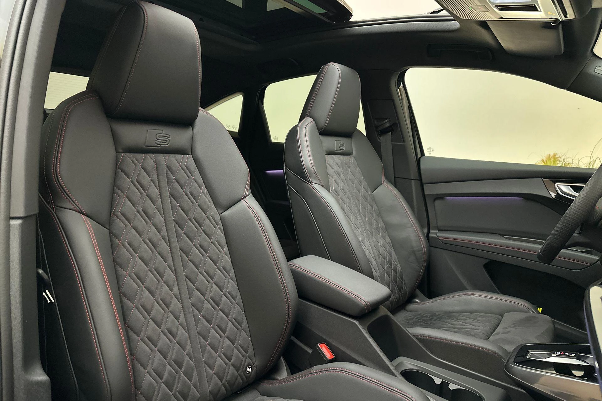 Hoofdafbeelding Audi Q4 Sportback e-tron