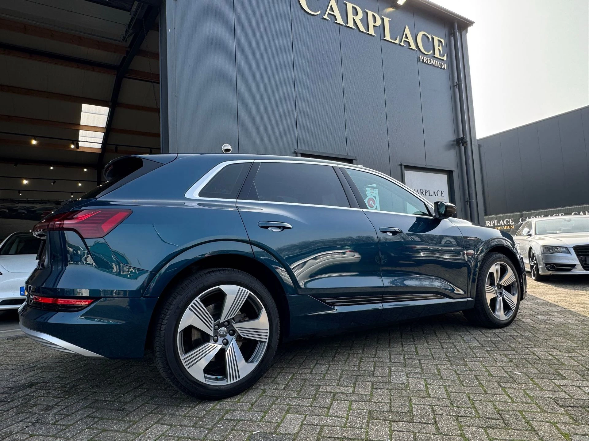 Hoofdafbeelding Audi e-tron