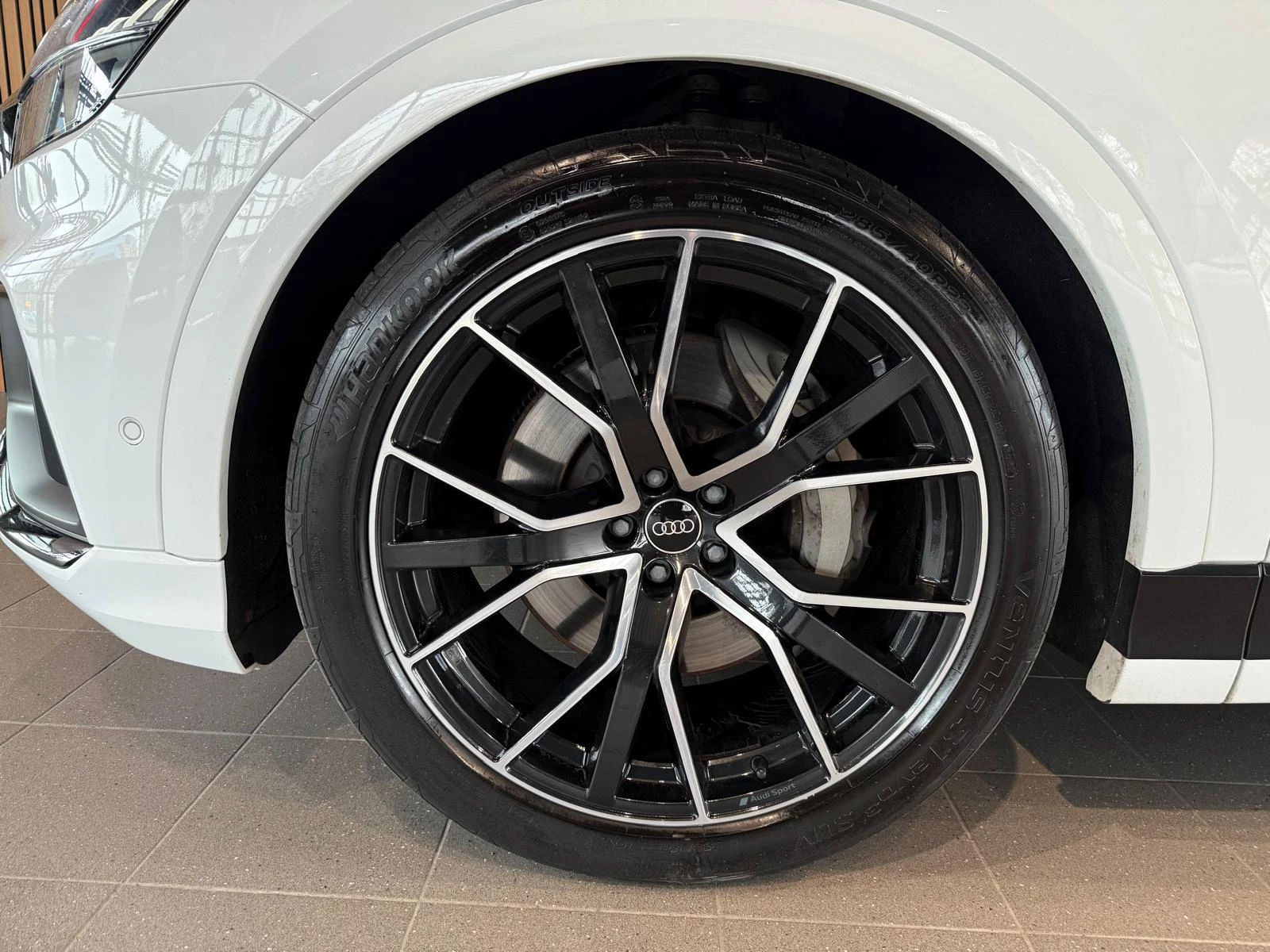 Hoofdafbeelding Audi Q8