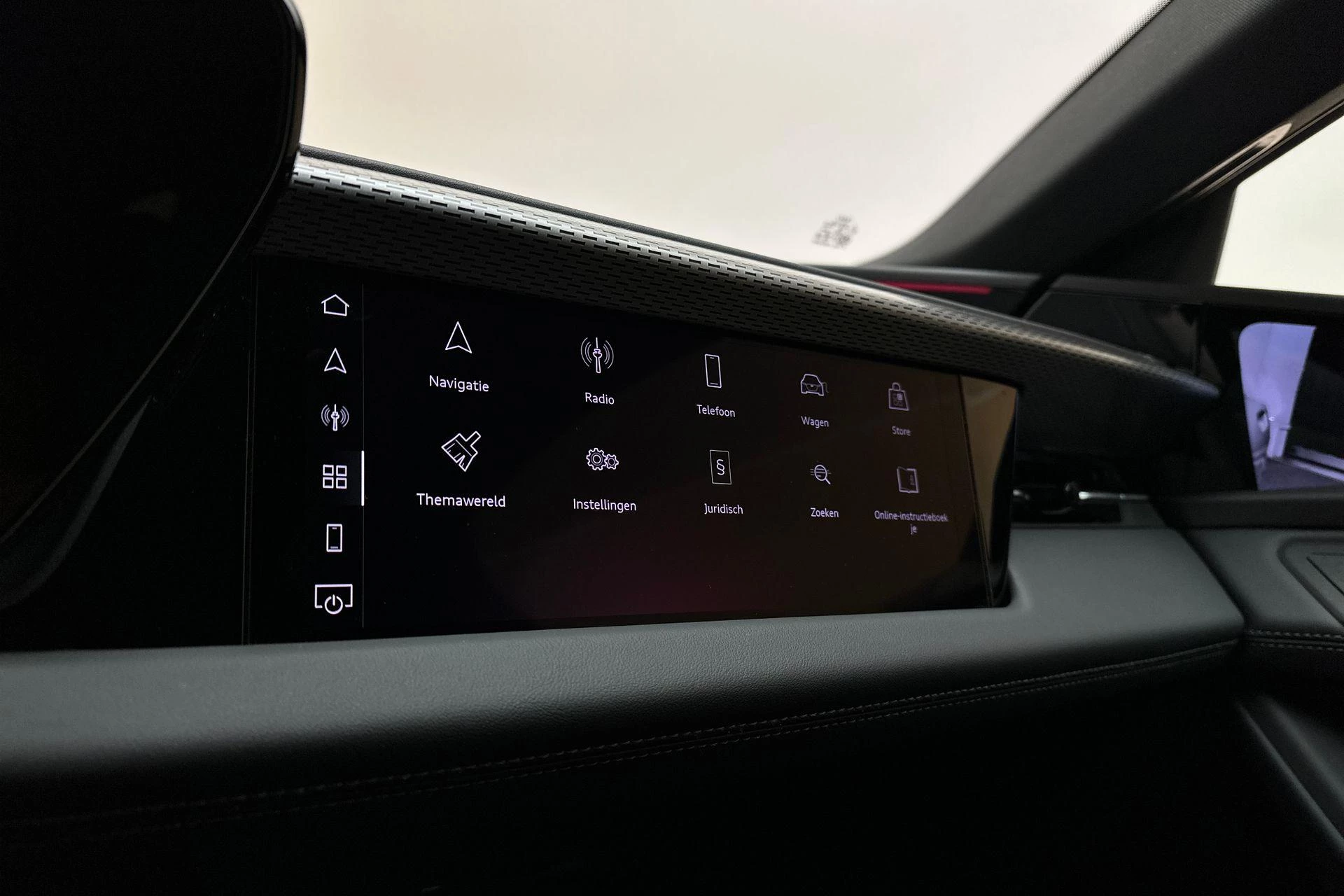 Hoofdafbeelding Audi S6 Avant e-tron