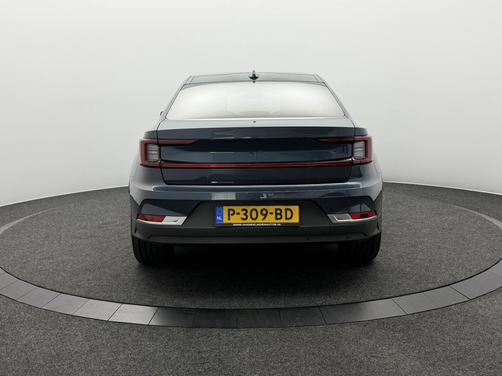 Hoofdafbeelding Polestar 2