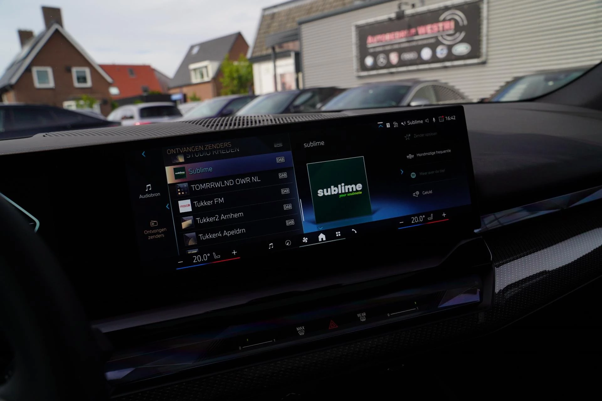 Hoofdafbeelding BMW i5