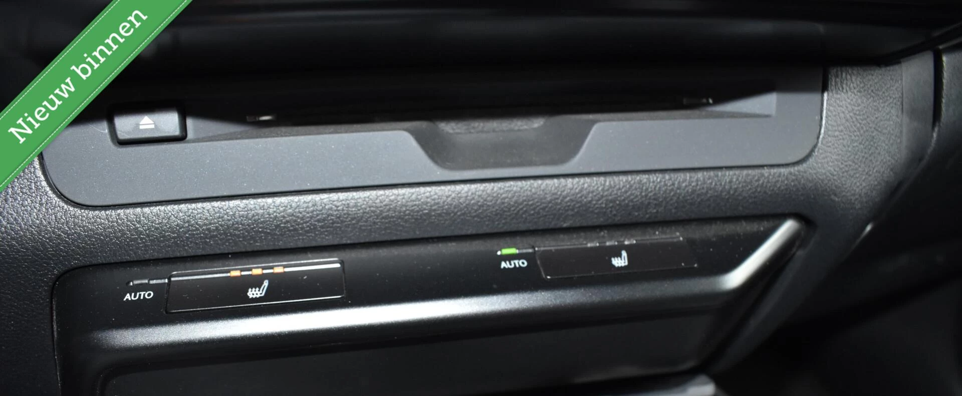 Hoofdafbeelding Lexus UX