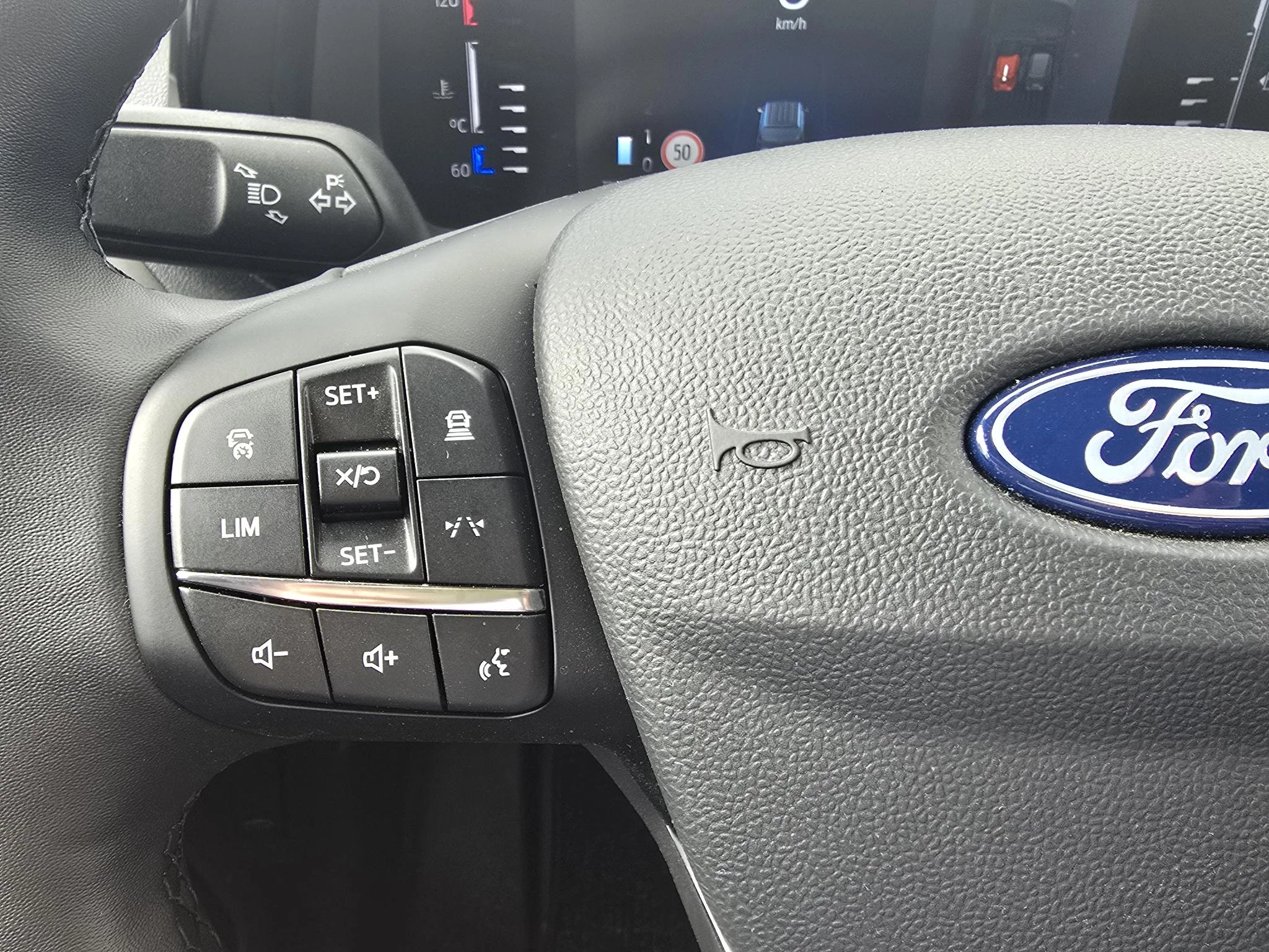 Hoofdafbeelding Ford Transit Courier