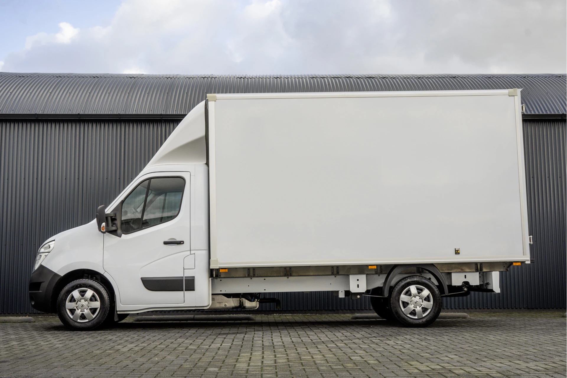 Hoofdafbeelding Nissan Interstar