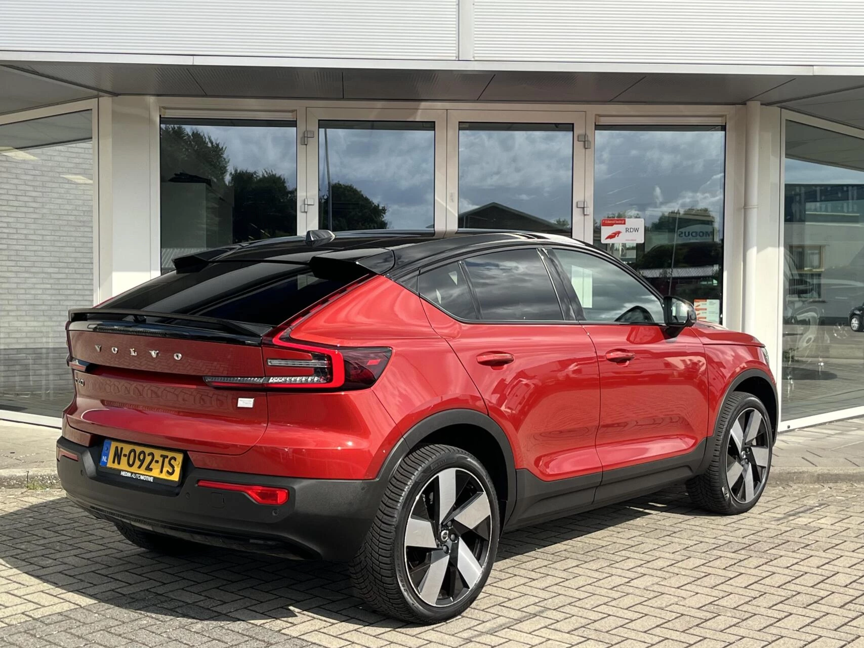 Hoofdafbeelding Volvo C40