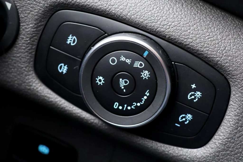 Hoofdafbeelding McLouis Carat 473