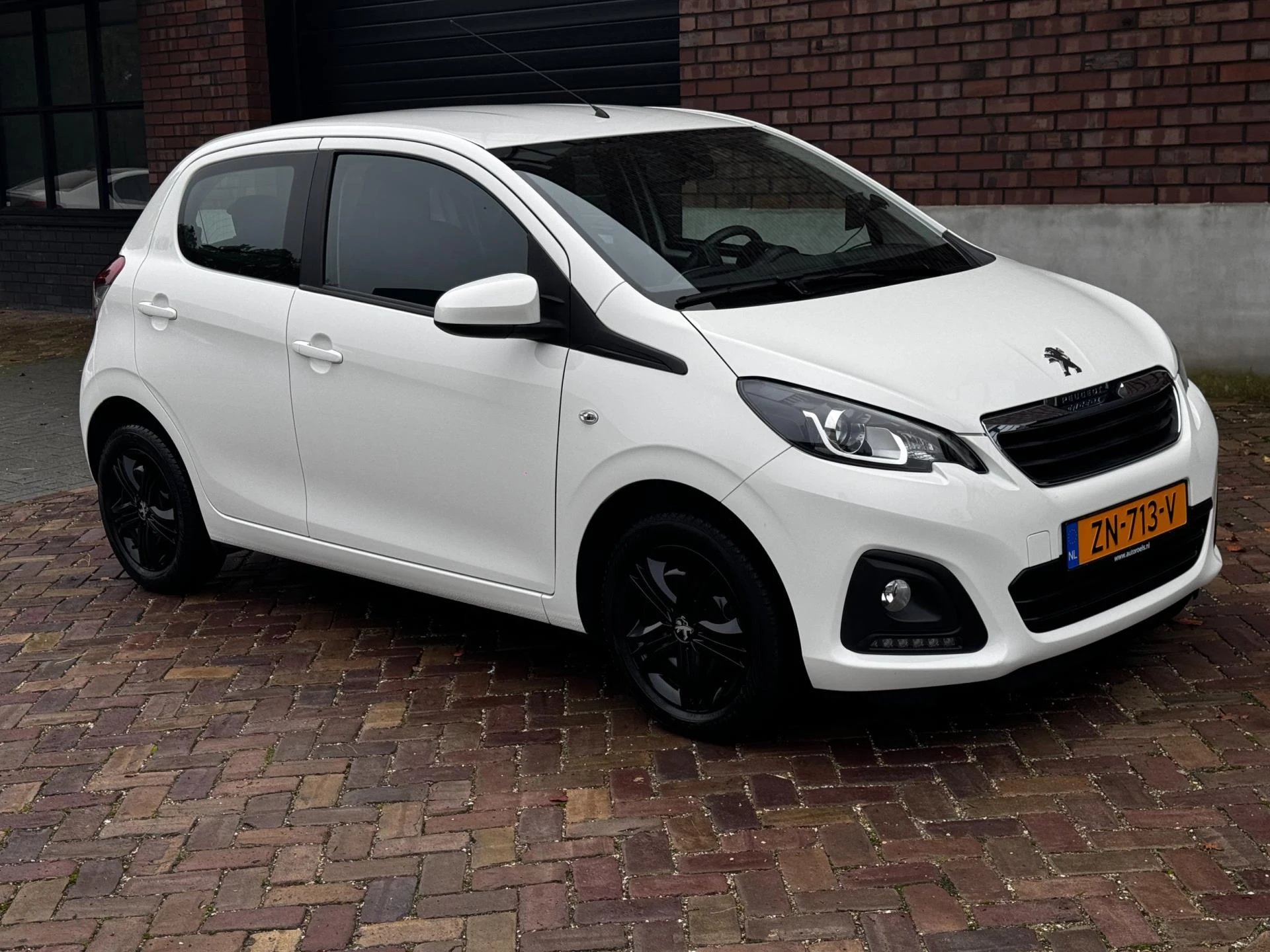 Hoofdafbeelding Peugeot 108