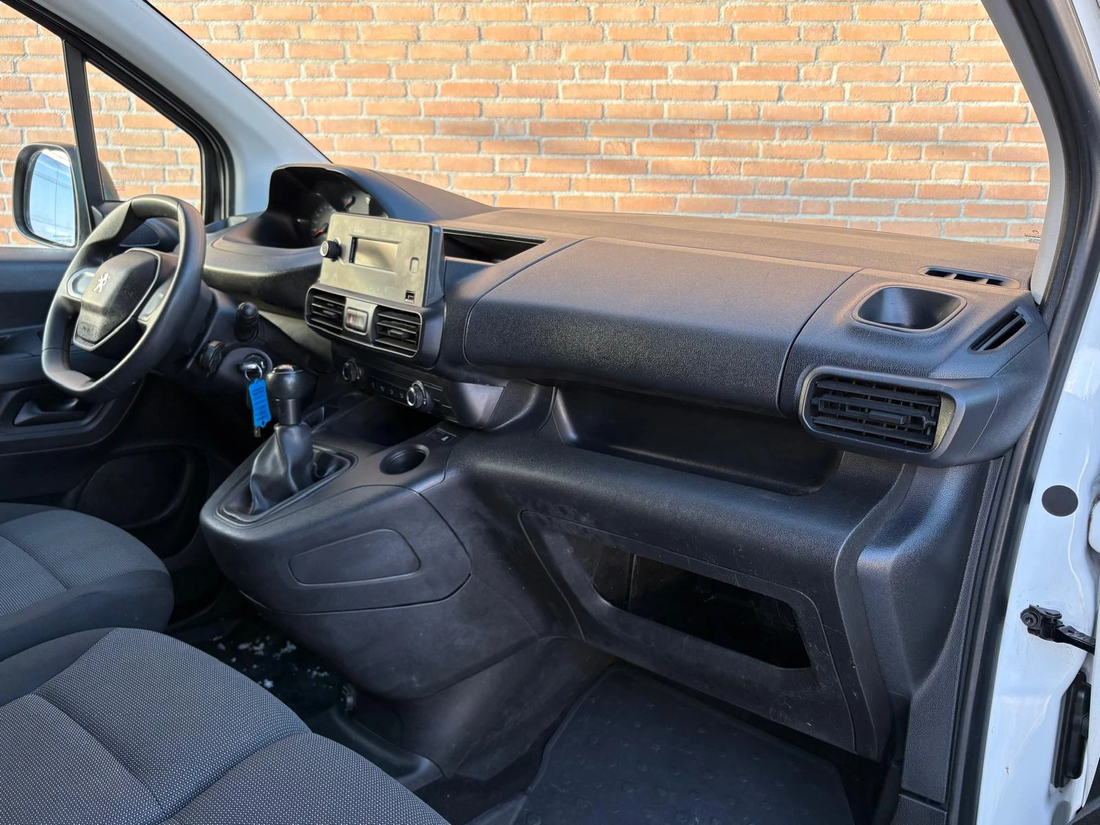 Hoofdafbeelding Peugeot Partner