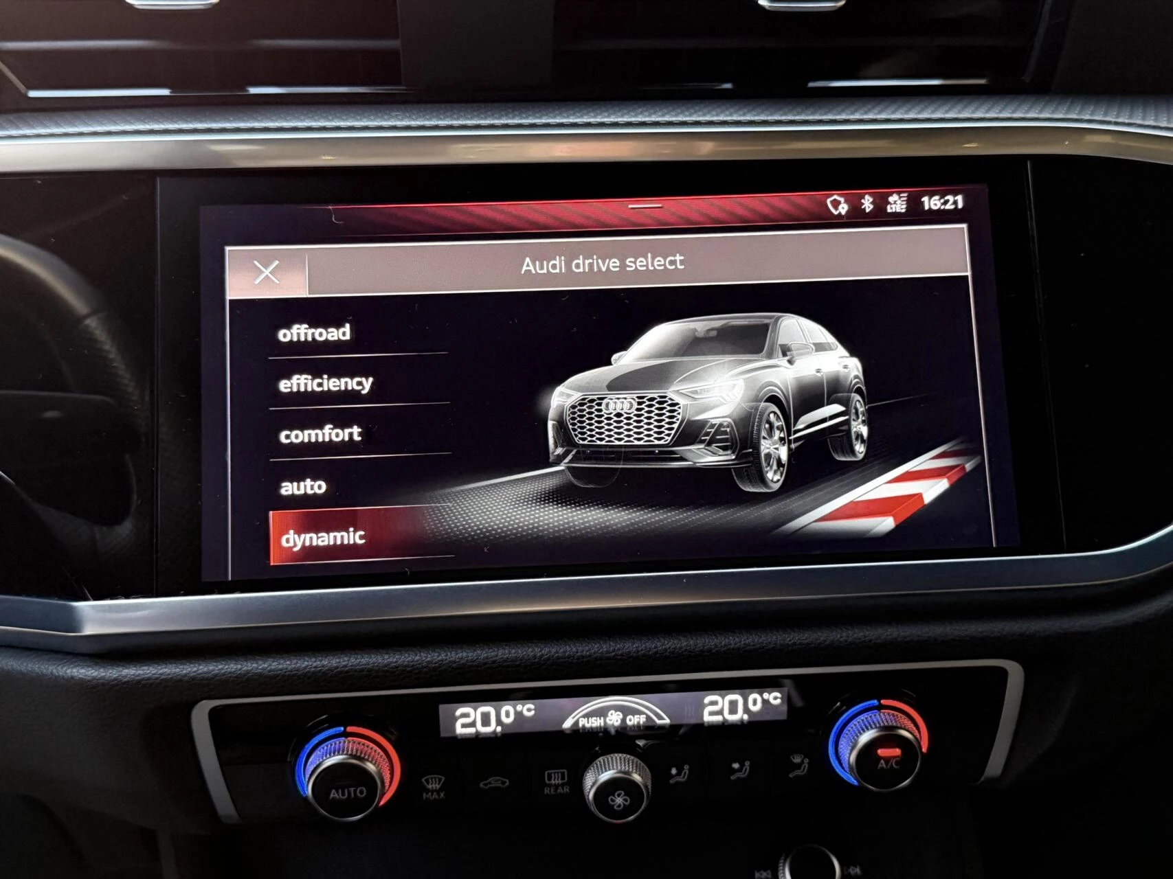 Hoofdafbeelding Audi Q3