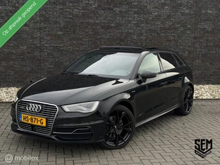 Audi A3 Sportback 1.4 e-tron 3 X S-line / Pano / ACC