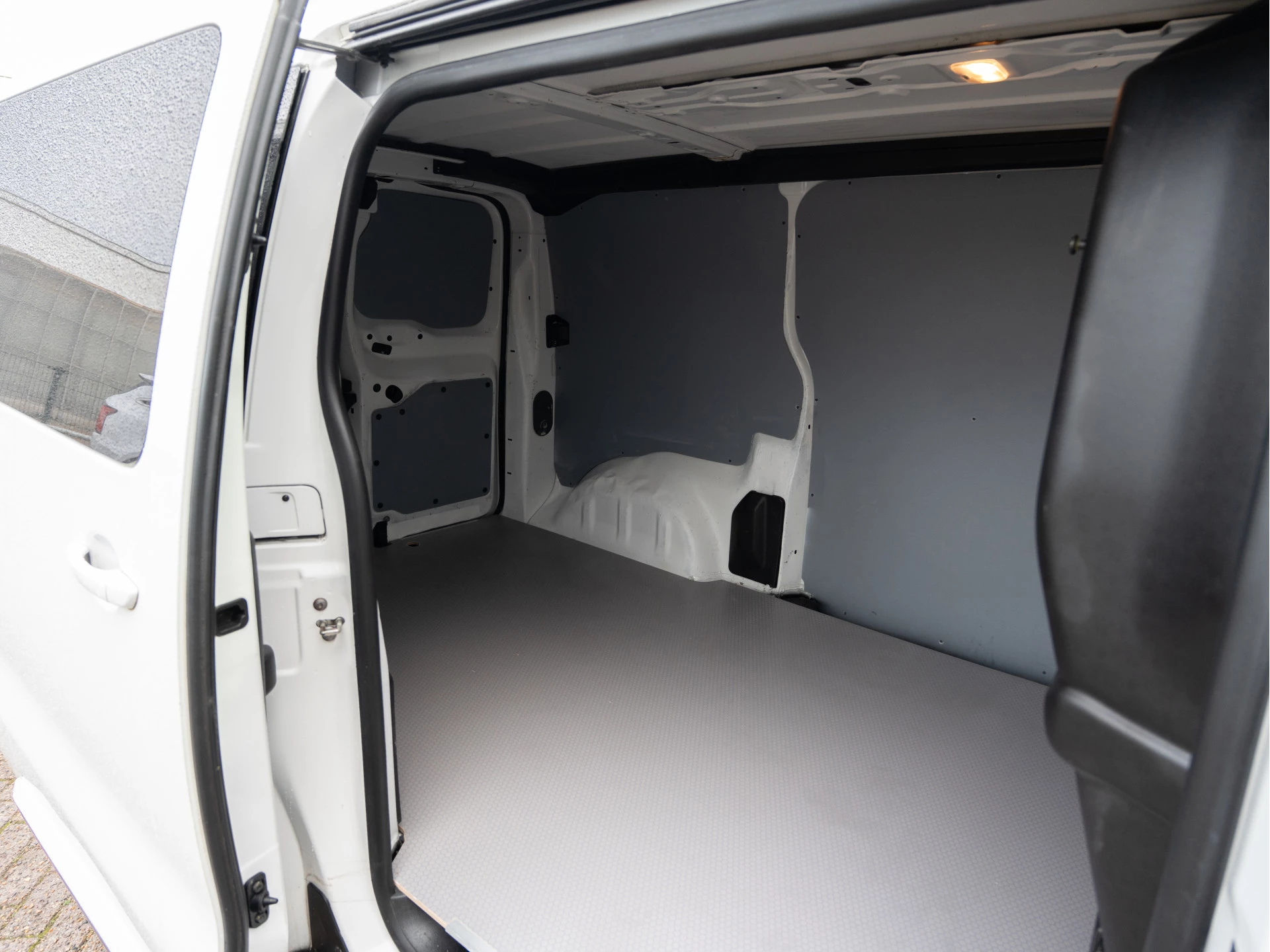 Hoofdafbeelding Peugeot Expert