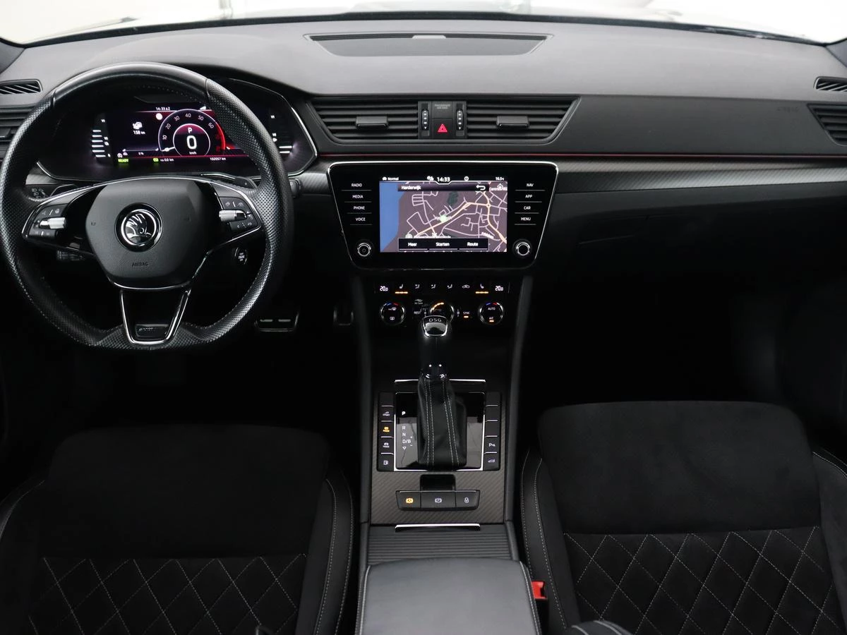 Hoofdafbeelding Škoda Superb