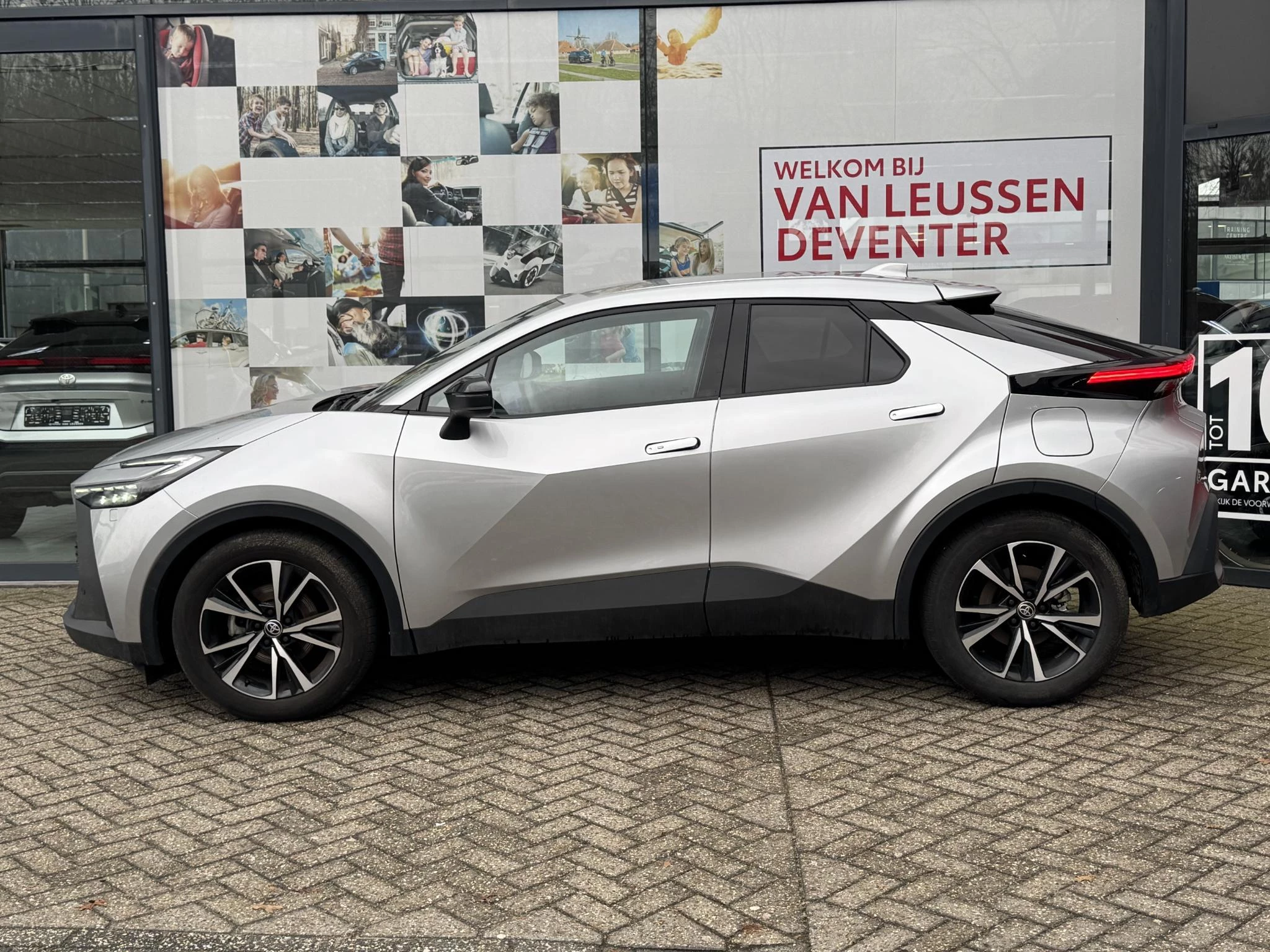 Hoofdafbeelding Toyota C-HR