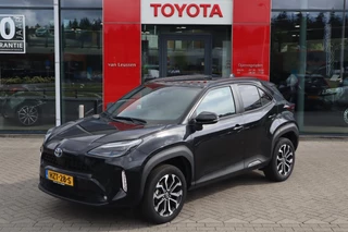 Toyota Yaris Cross 1.5 HYBRID STYLE PANORAMADAK HEAD-UP KEYLESS STOEL/STUURVERWARMING 17"LM-VELGEN PRIVACY-GLASS LED EL-ACHTERKLEP