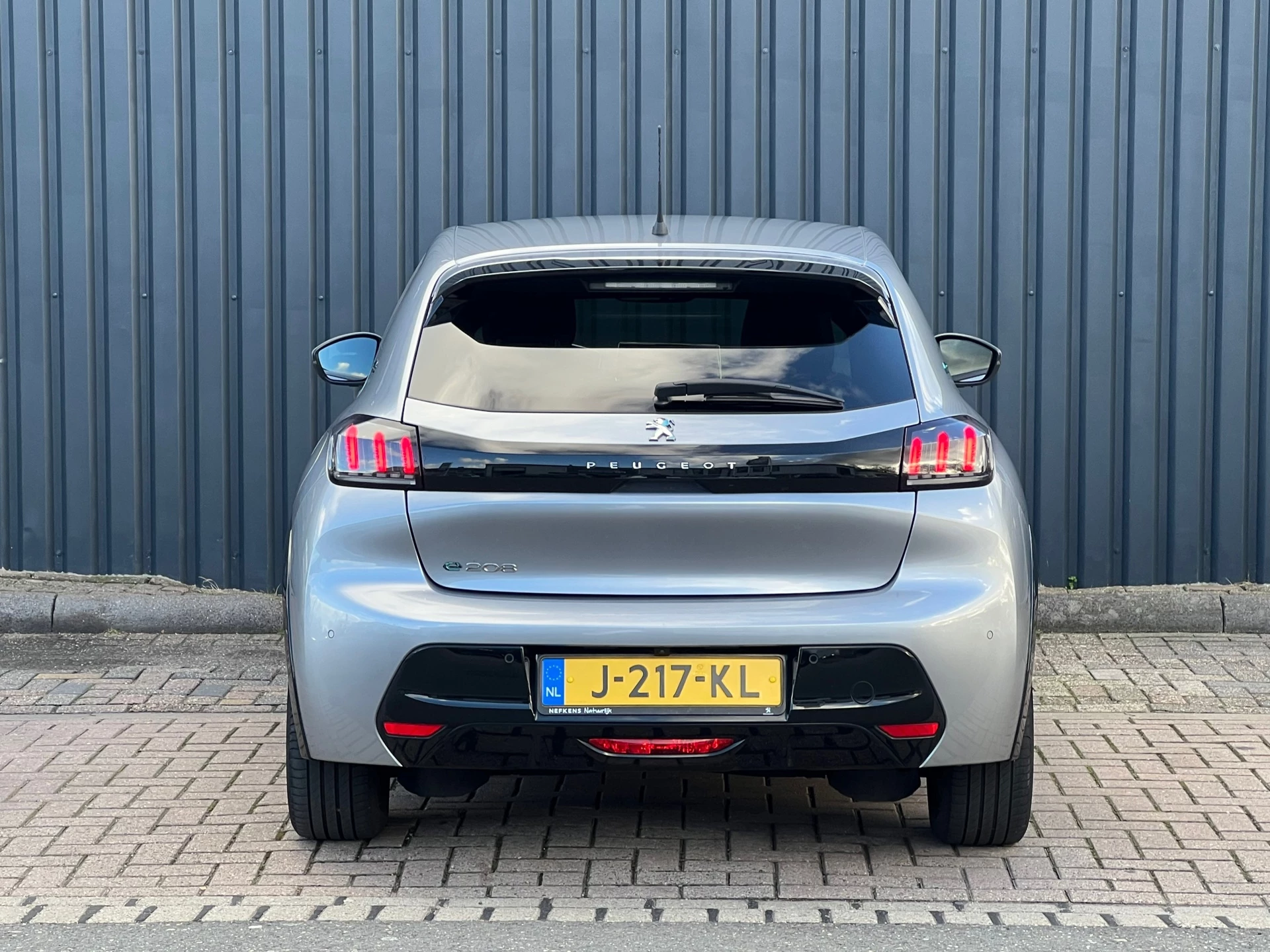 Hoofdafbeelding Peugeot e-208