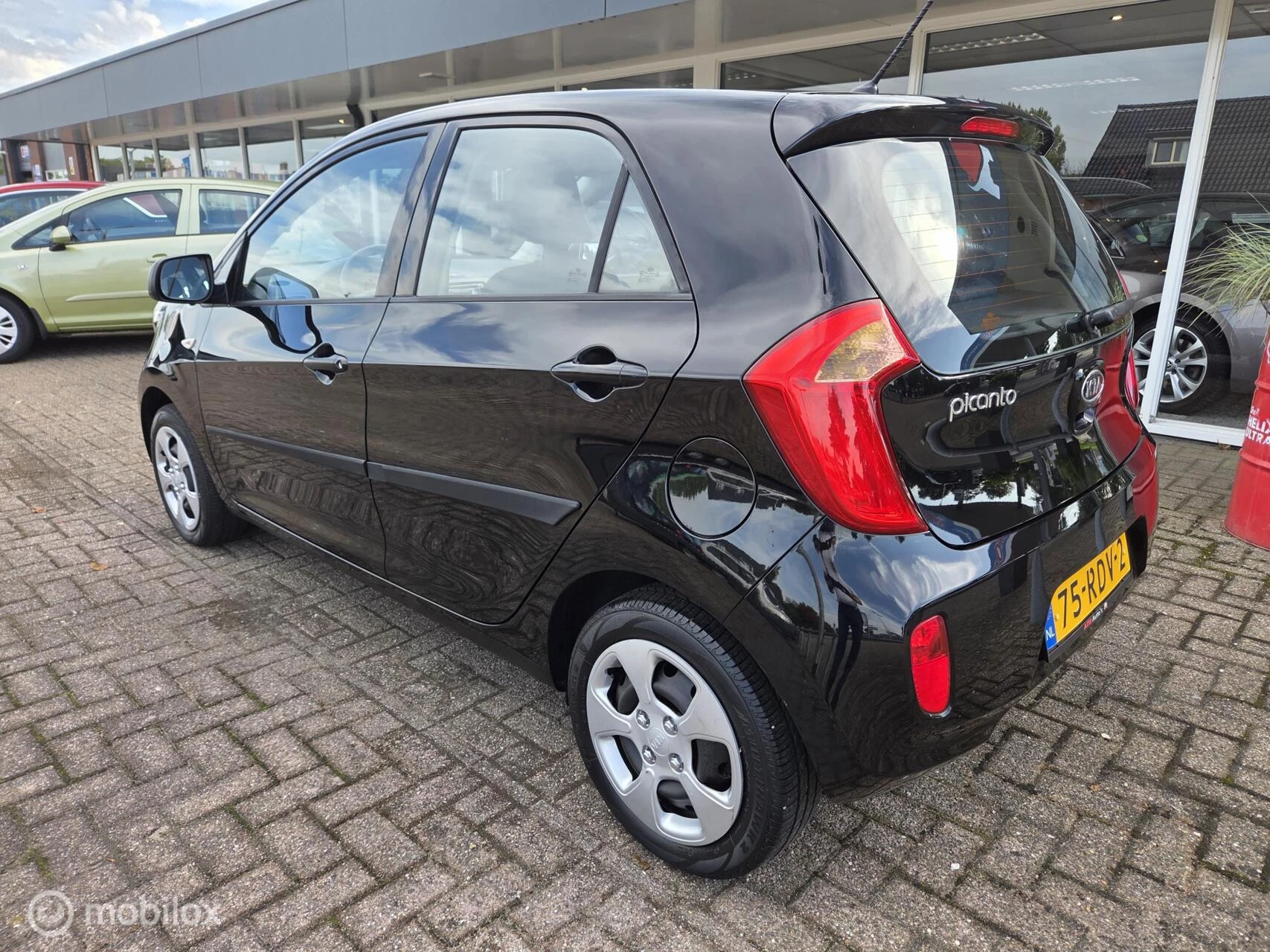 Hoofdafbeelding Kia Picanto