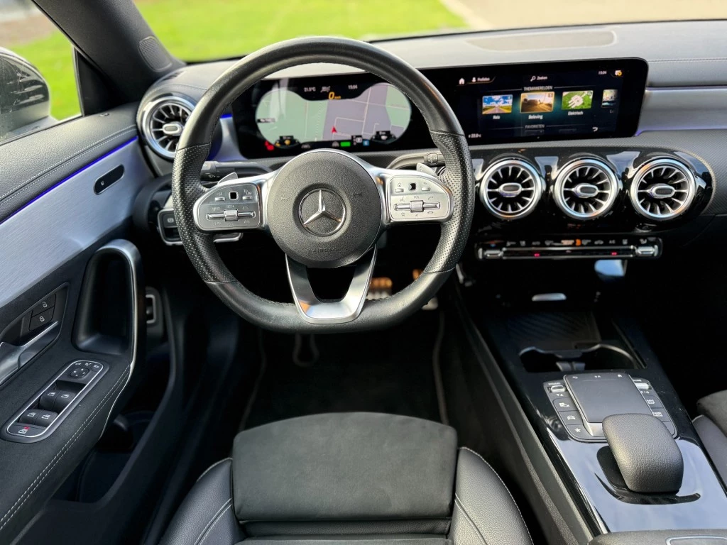 Hoofdafbeelding Mercedes-Benz CLA