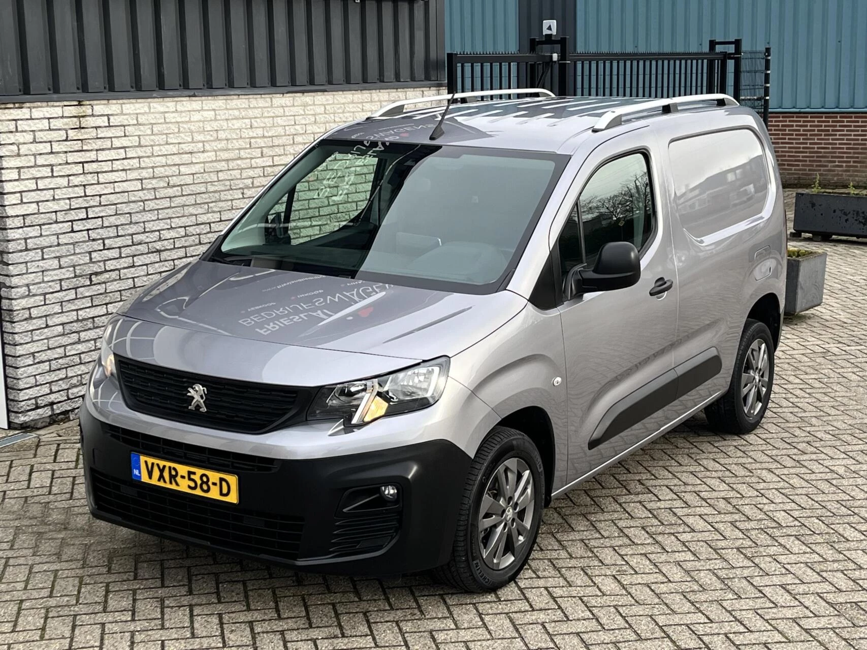 Hoofdafbeelding Peugeot Partner