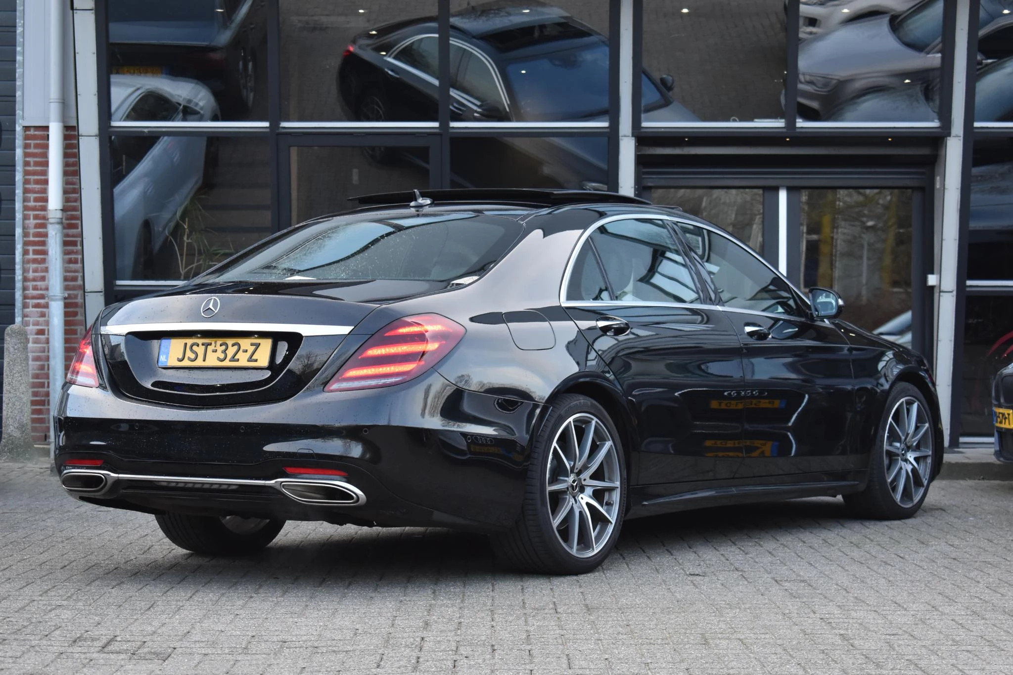 Hoofdafbeelding Mercedes-Benz S-Klasse