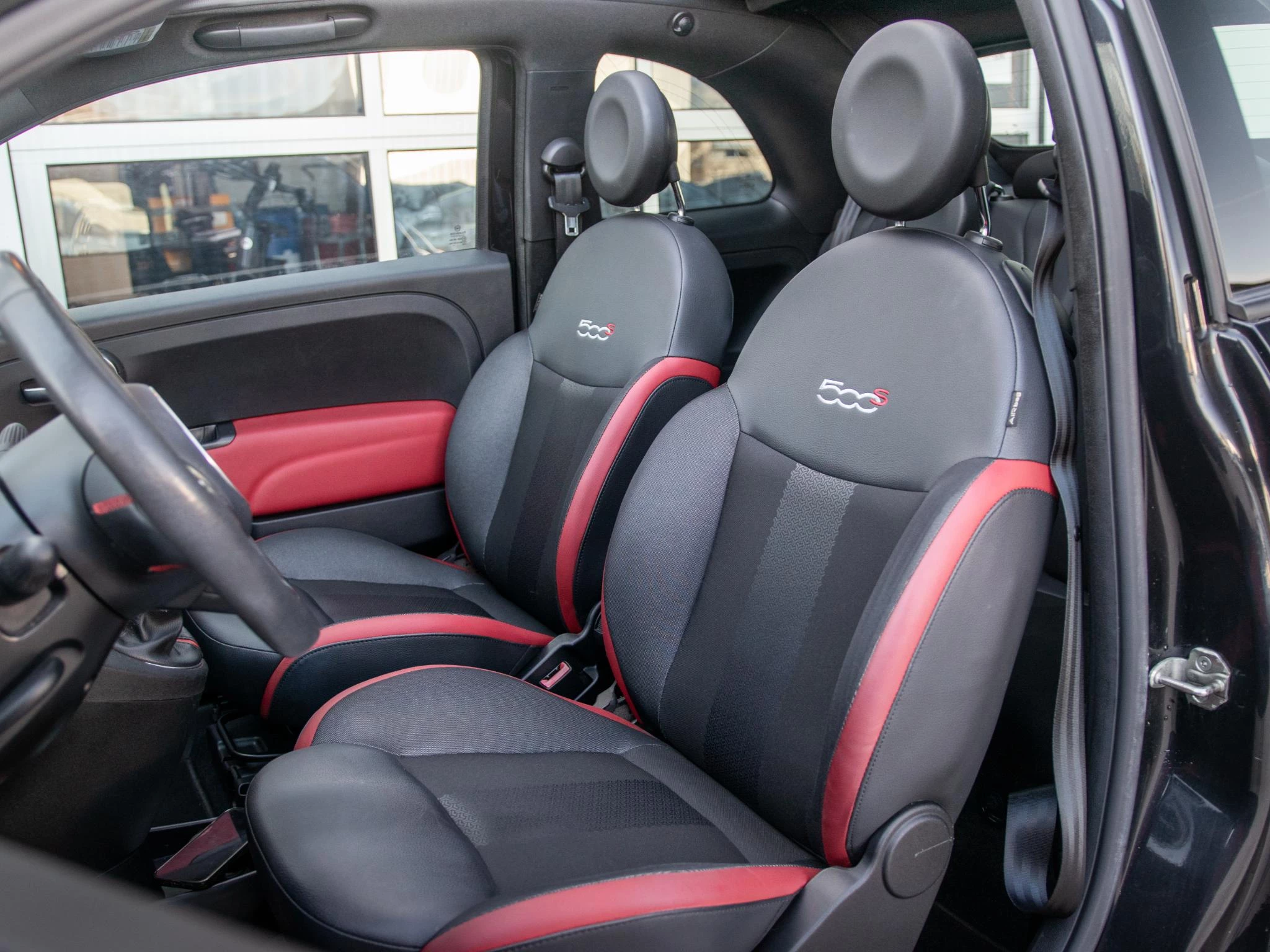 Hoofdafbeelding Fiat 500C