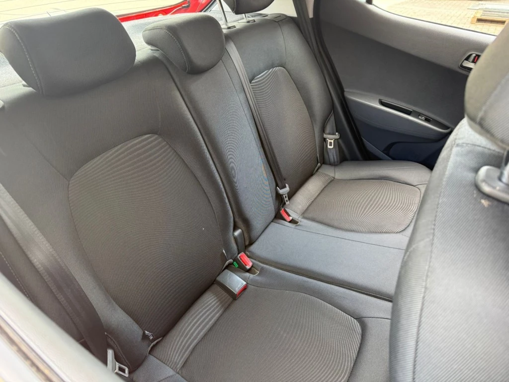 Hoofdafbeelding Hyundai i10