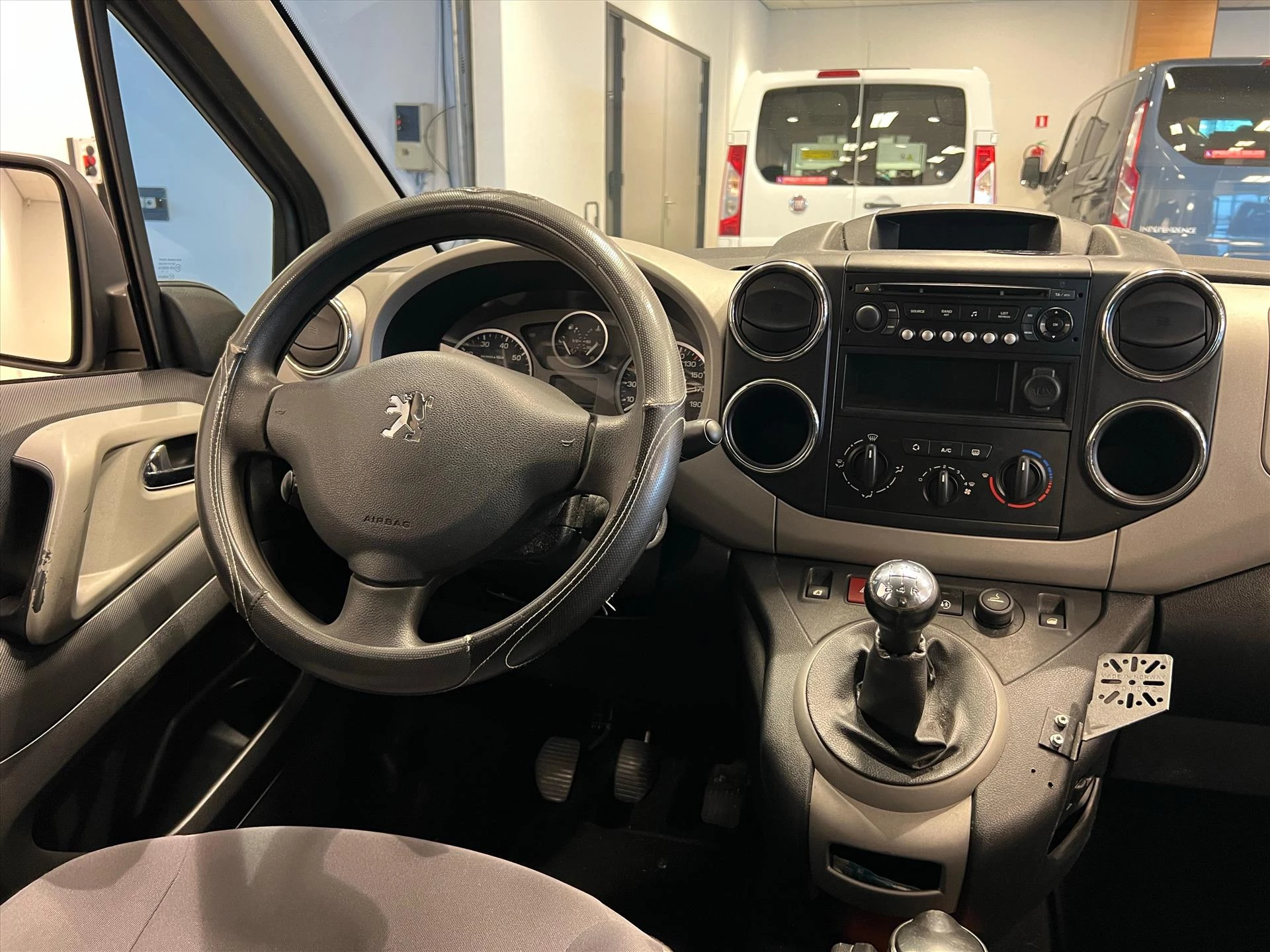 Hoofdafbeelding Peugeot Partner