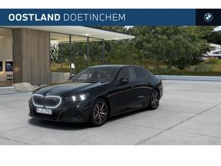 BMW i5 eDrive40 M Sport / Panoramadak / Trekhaak / Bowers & Wilkins / Adaptieve LED / Parking Assistant Plus / Stuurverwarming / Comfort Access