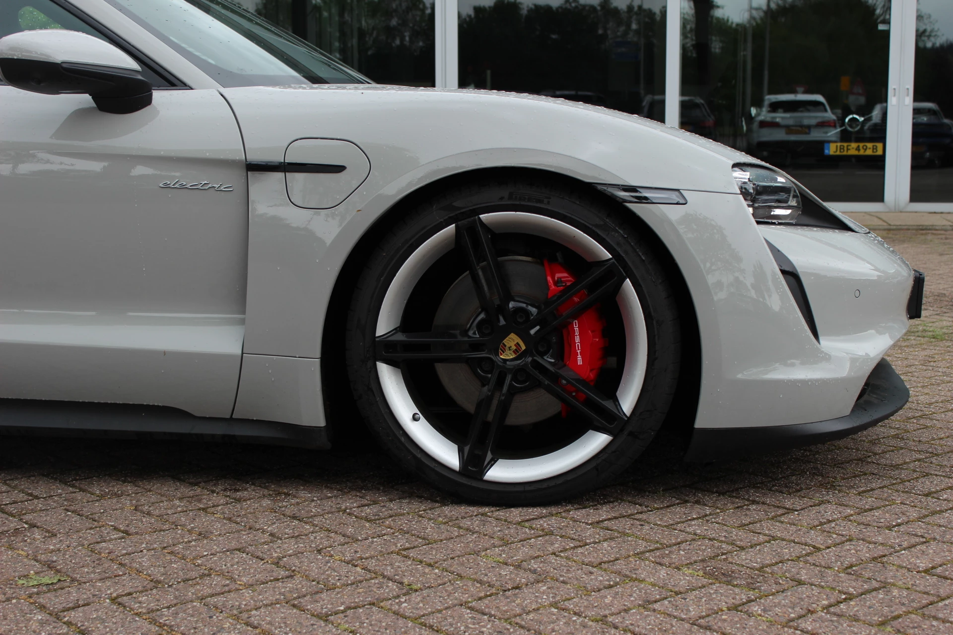 Hoofdafbeelding Porsche Taycan