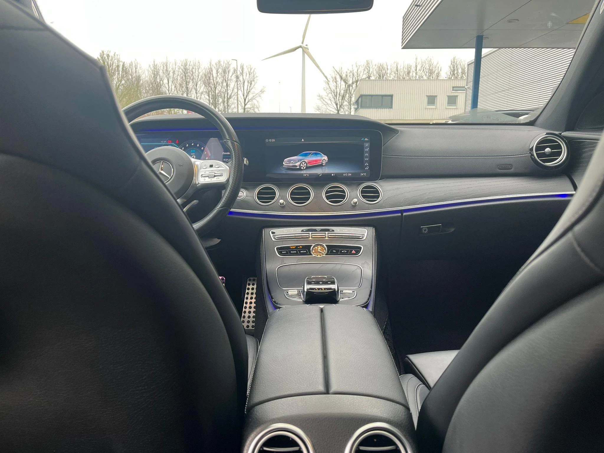 Hoofdafbeelding Mercedes-Benz E-Klasse