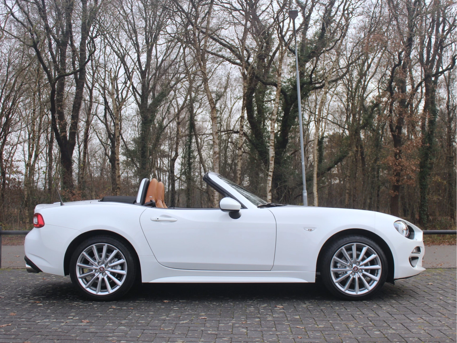 Hoofdafbeelding Fiat 124 Spider
