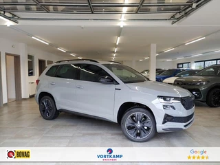 Škoda Karoq 1.5 TSI DSG SPORTLINE TREKHAAK/CAMERA/CARPLAY/ACC/STOELVERW/E-KLEP