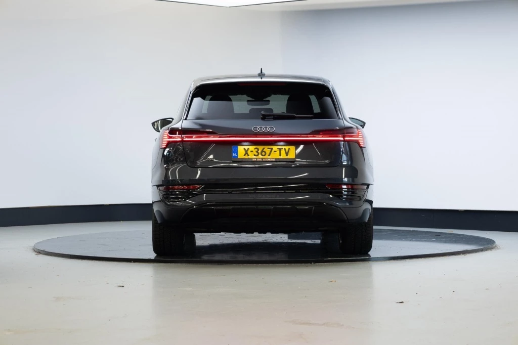 Hoofdafbeelding Audi Q8 e-tron