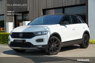 Volkswagen T-Roc 1.5 TSI Sport - R-Line - Stoelverwarming - Blind spot - Afneembare trekhaak - Climate Control - LED verlichting - Keyless - Extra getint glas - Black pakket - Adaptieve cruise control -