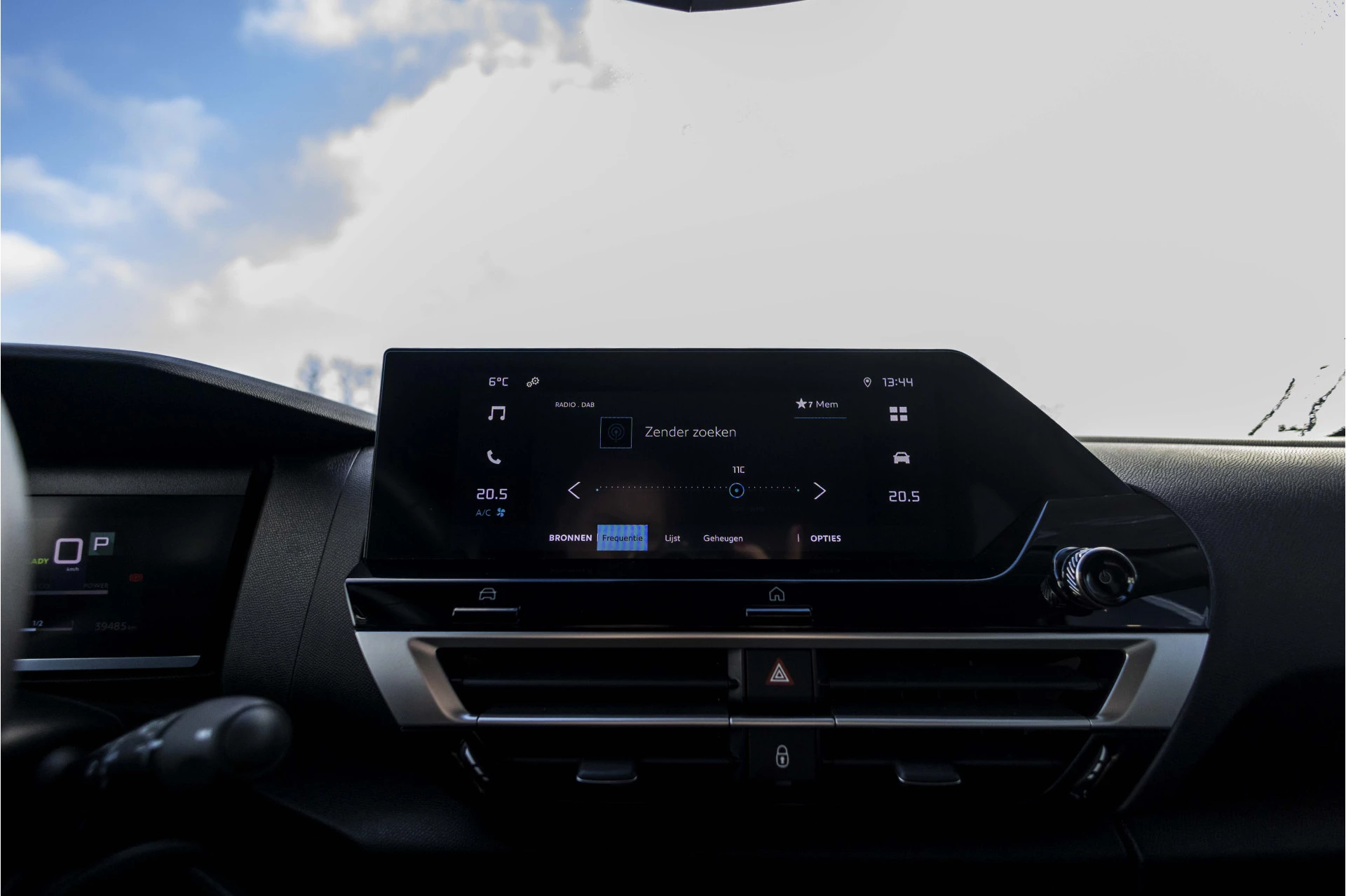 Hoofdafbeelding Citroën ë-C4