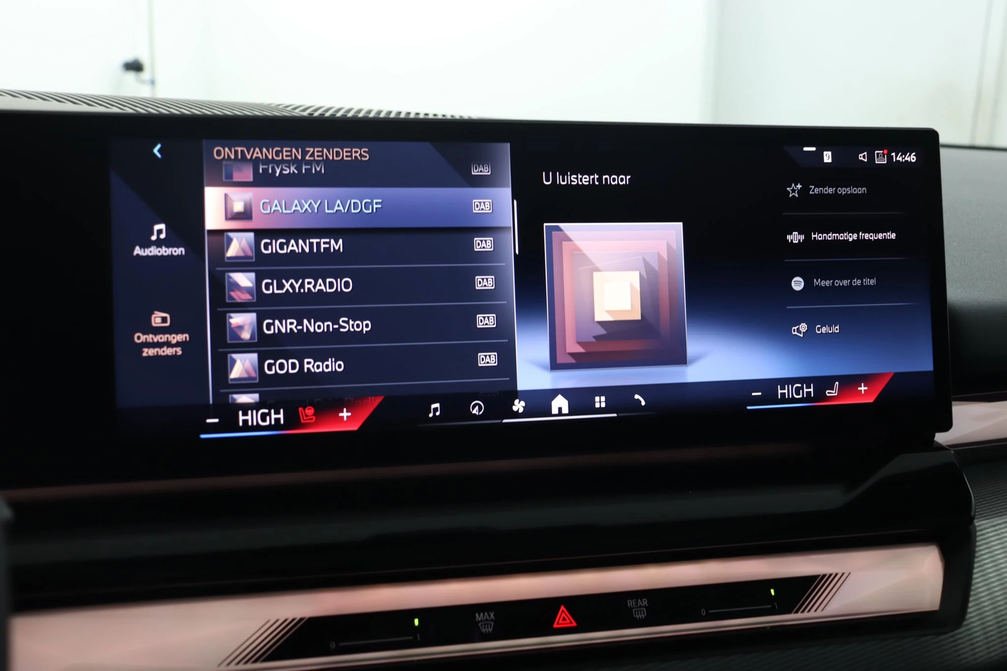 Hoofdafbeelding BMW i5