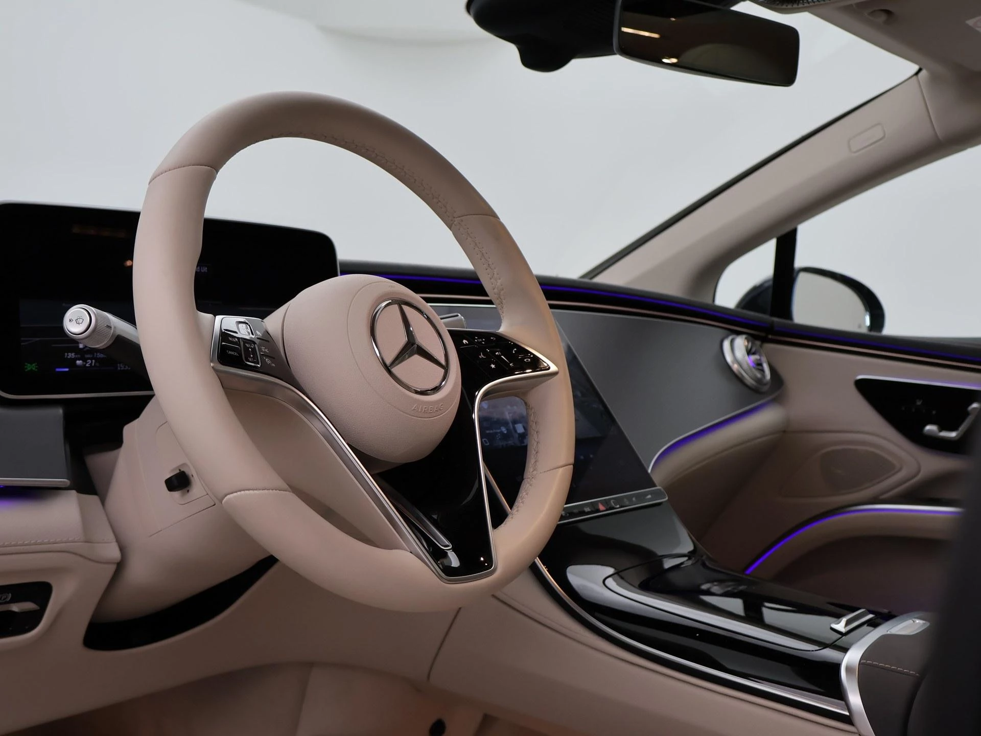 Hoofdafbeelding Mercedes-Benz EQS