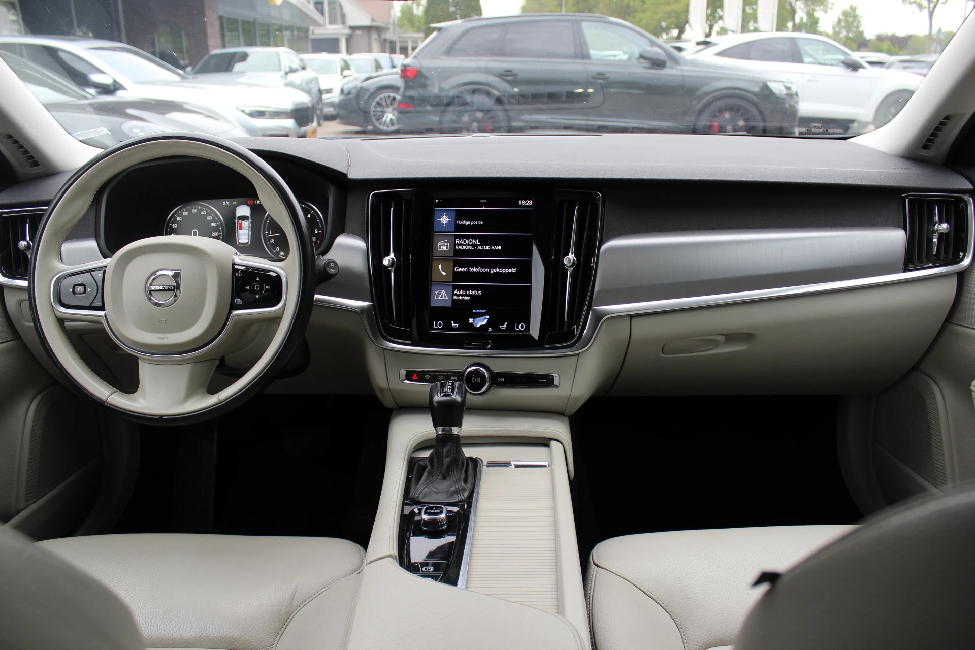 Hoofdafbeelding Volvo V90