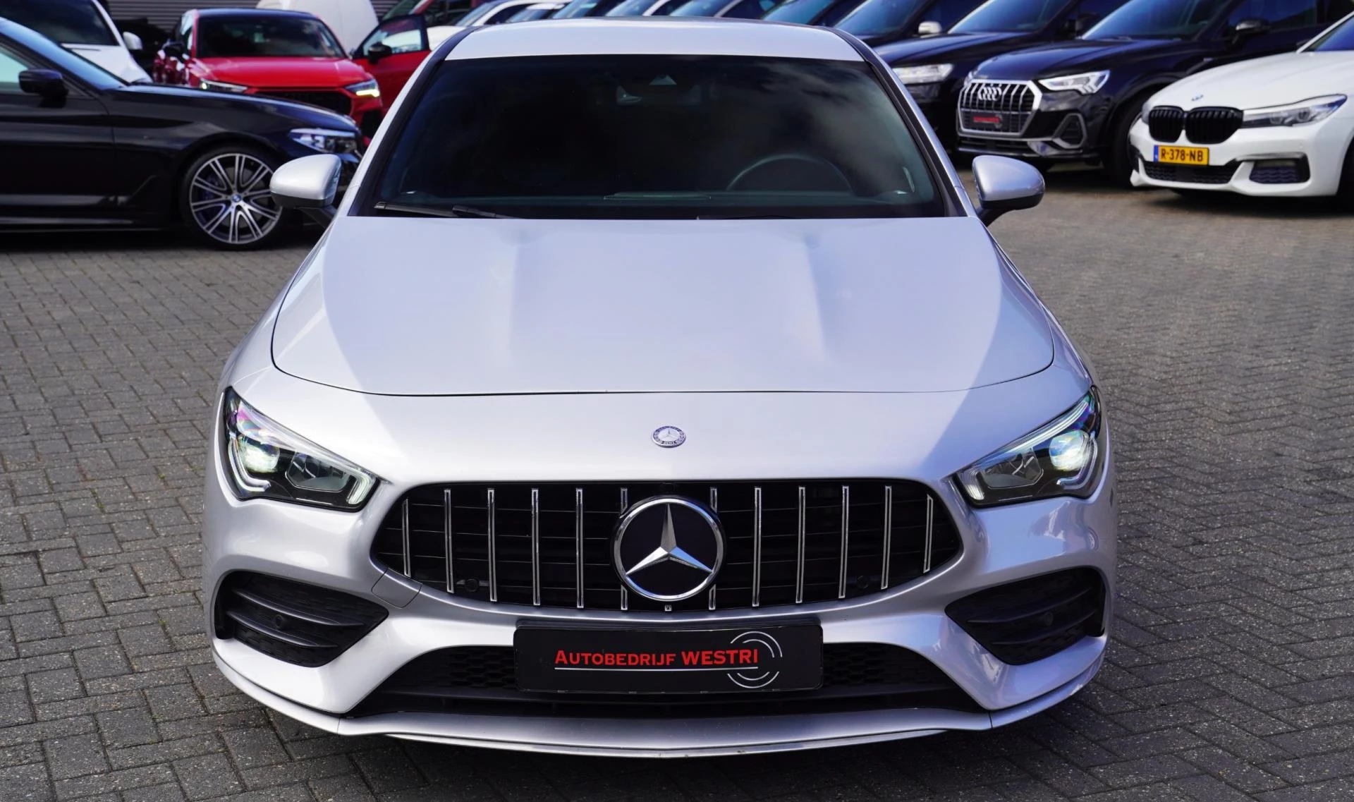 Hoofdafbeelding Mercedes-Benz CLA