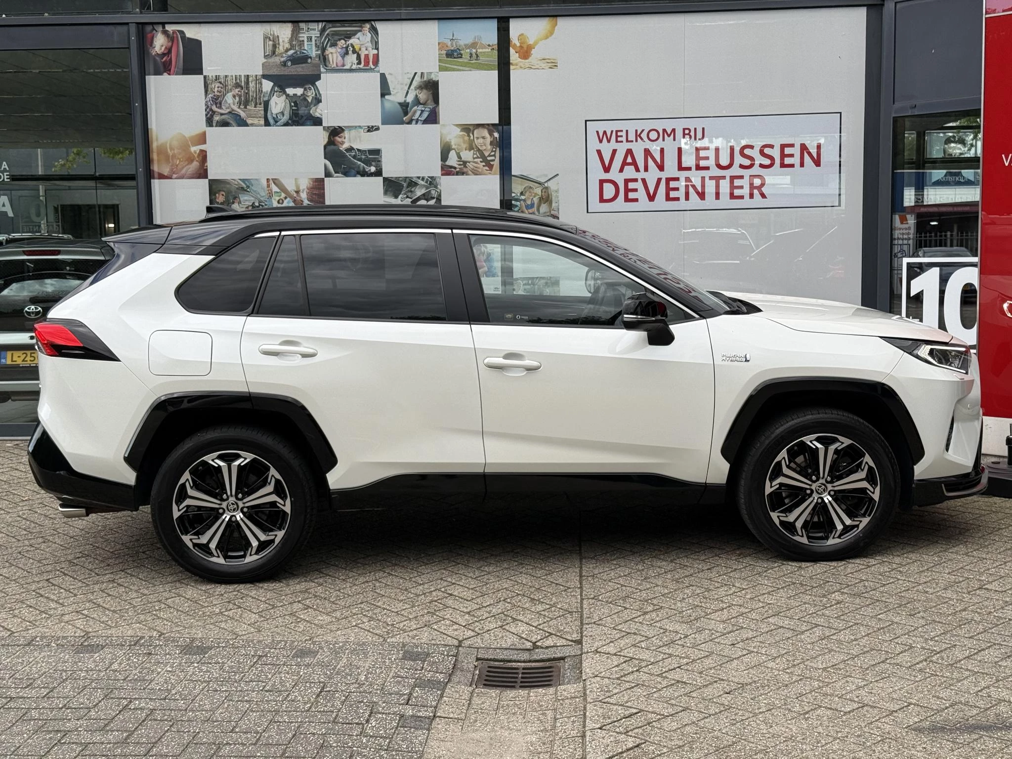 Hoofdafbeelding Toyota RAV4