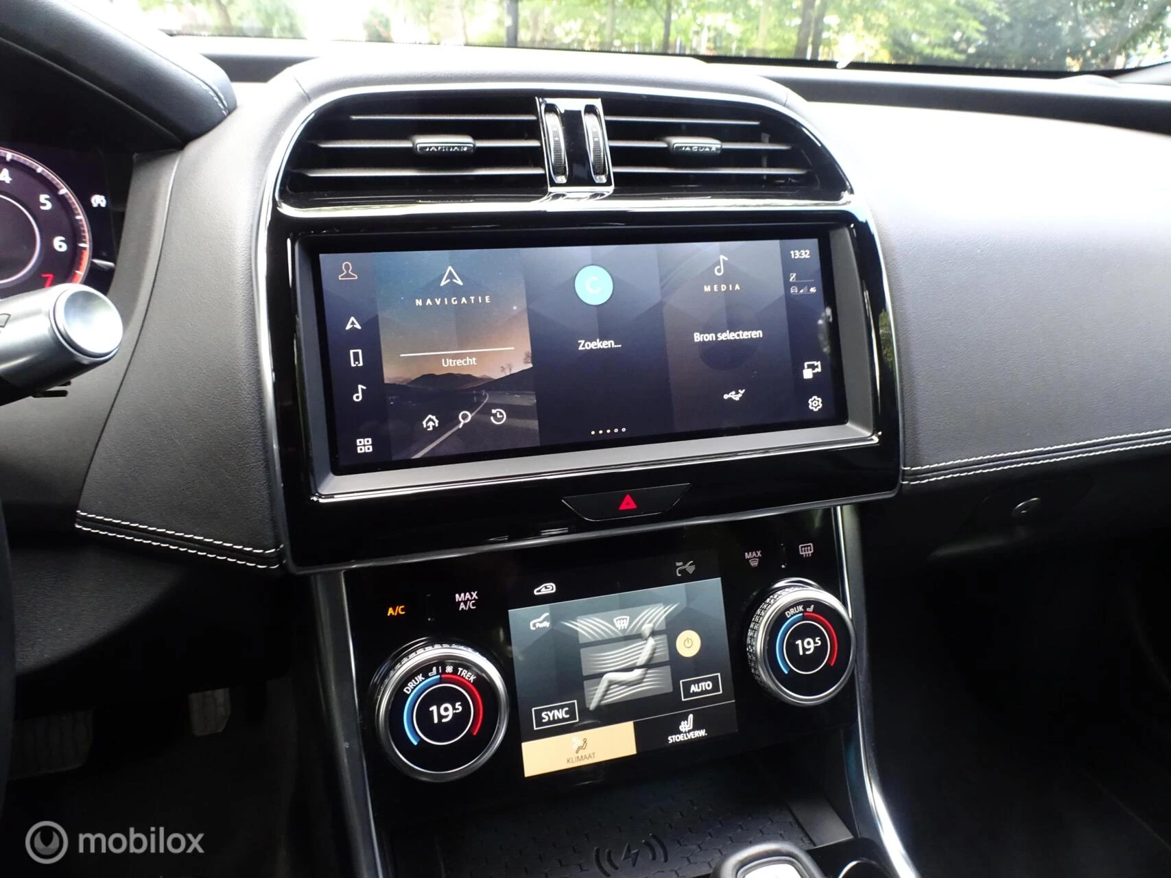 Hoofdafbeelding Jaguar XE