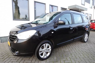 Hoofdafbeelding Dacia Lodgy Dacia Lodgy 1.2 TCE BLACKLINE 7 PERS Trekhaak