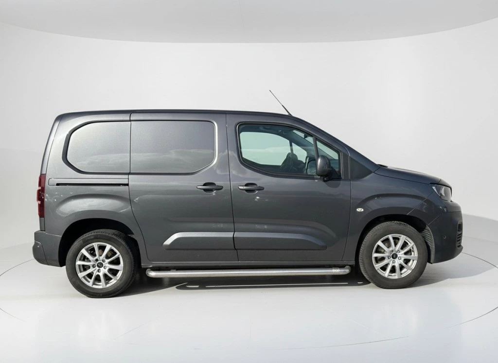 Hoofdafbeelding Peugeot Partner