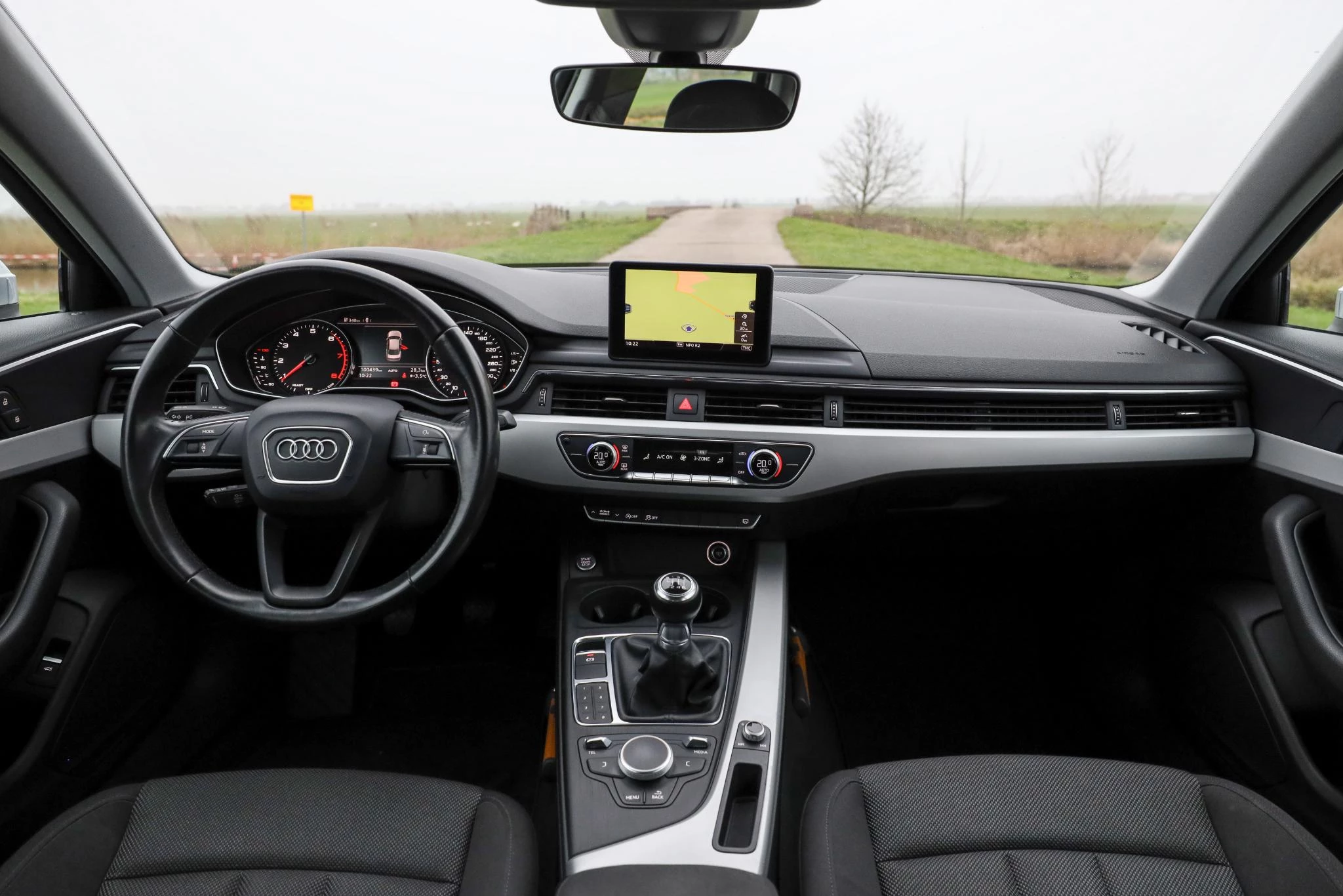 Hoofdafbeelding Audi A4