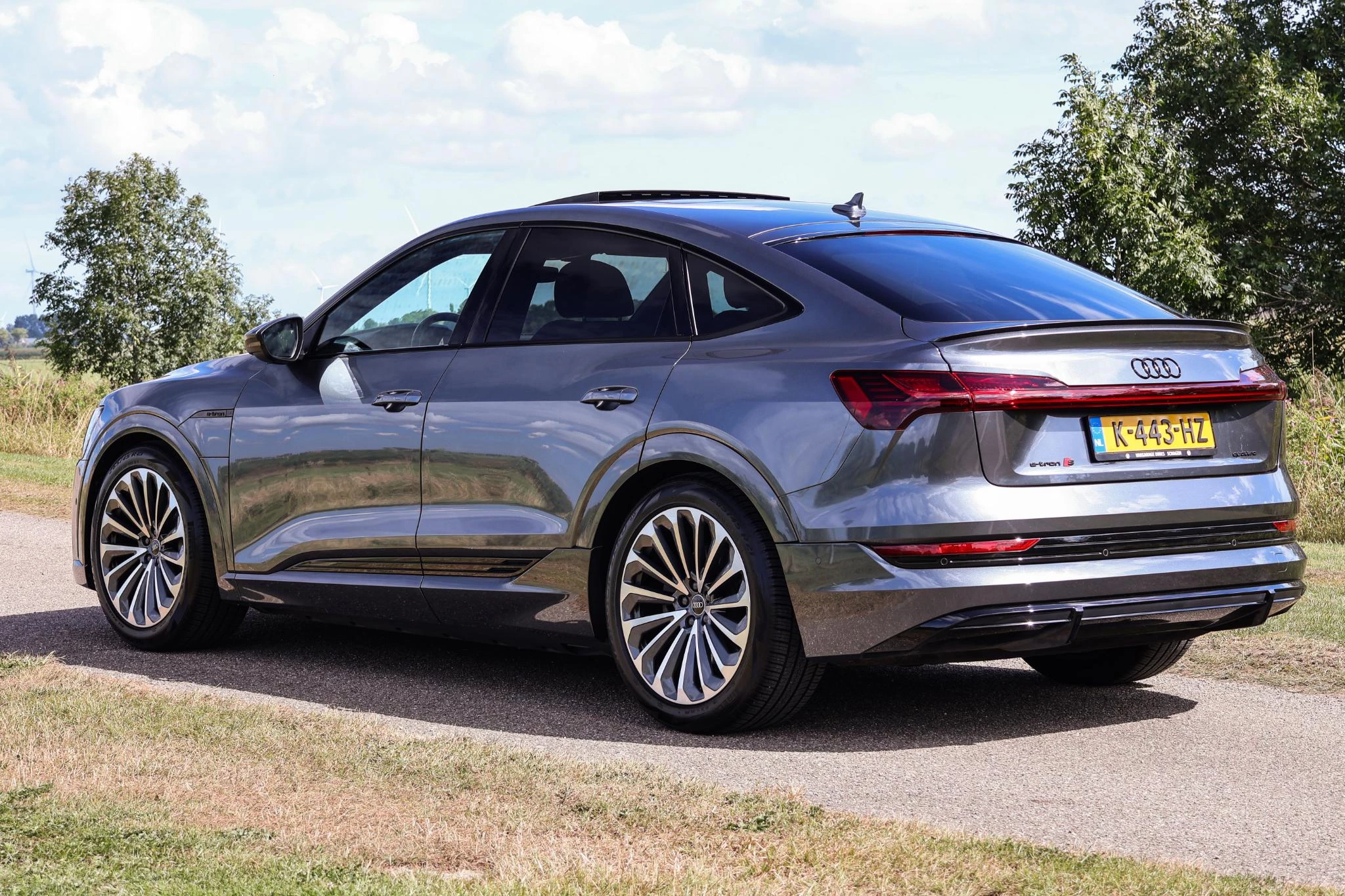 Hoofdafbeelding Audi e-tron