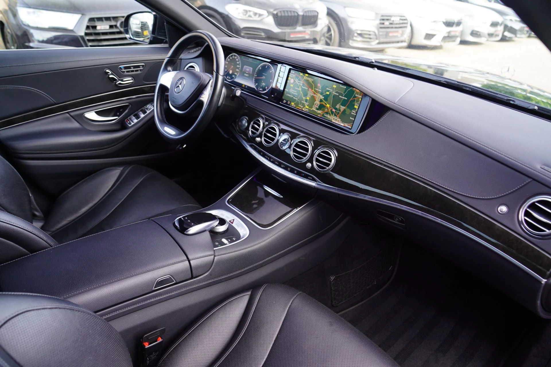 Hoofdafbeelding Mercedes-Benz S-Klasse