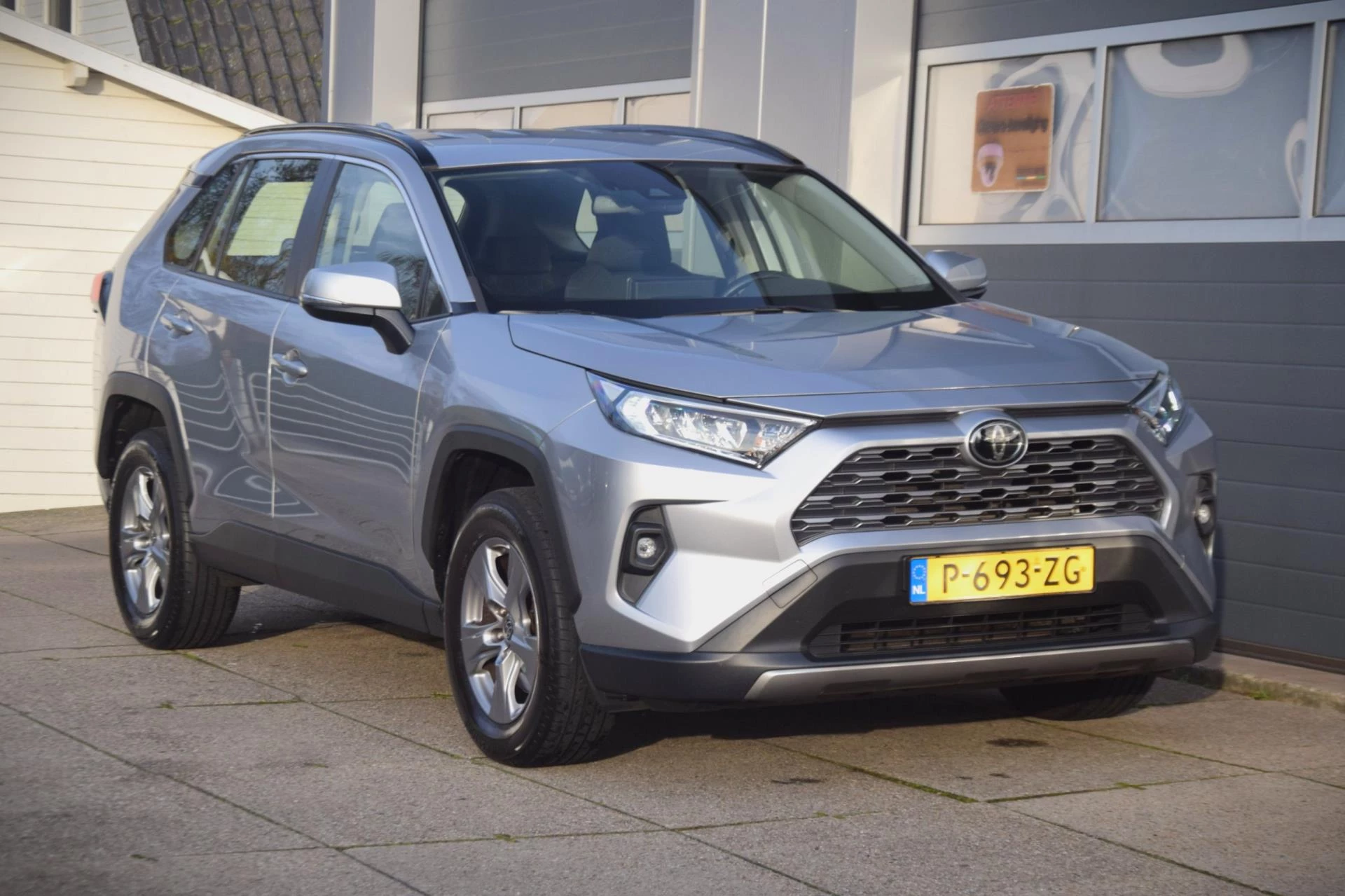 Hoofdafbeelding Toyota RAV4