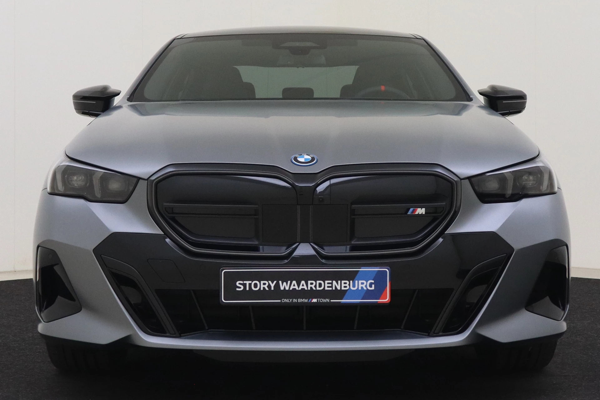Hoofdafbeelding BMW i5
